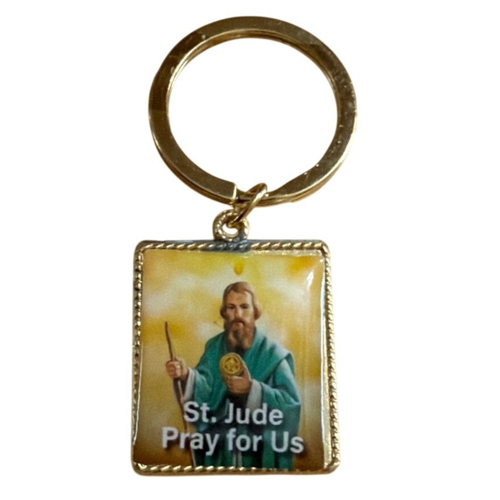 St Jude Pray for Us Religious Gold Tone Rectangular Icon Keychain 1620